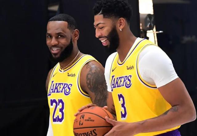 咪咕视频体育频道-湖人新赛季注定失败 三年前的疑难杂症至今未解